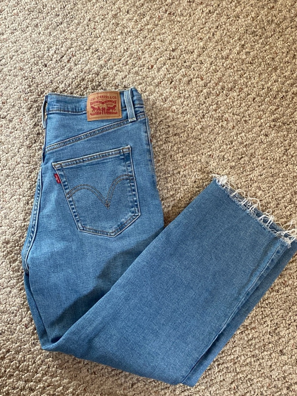Levi’s Ribcage Ankle Straight